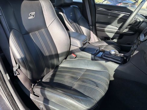 Used 2023 Chrysler 300 S image 24