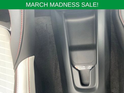 Used 2023 Chevrolet Corvette Stingray Premium Conv w/ Z51 Performance Package image 18