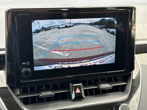 Used 2024 Toyota Corolla LE FWD image 22