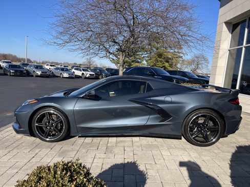 Used 2020 Chevrolet Corvette Stingray Preferred Conv w/ 2LT Preferred Equipment Group image 5