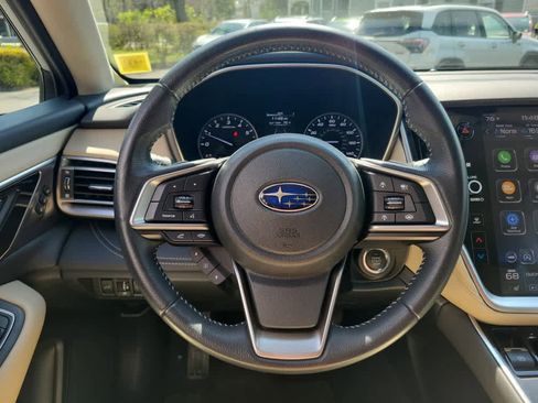 Used 2020 Subaru Outback Limited image 11