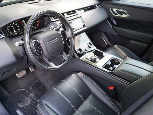 Used 2018 Land Rover Range Rover Velar R-Dynamic SE AWD/4WD image 28