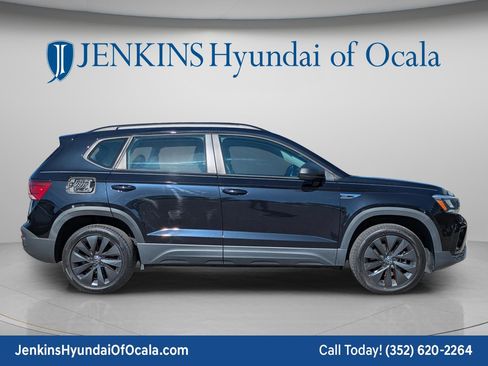 Used 2022 Volkswagen Taos S FWD image 3