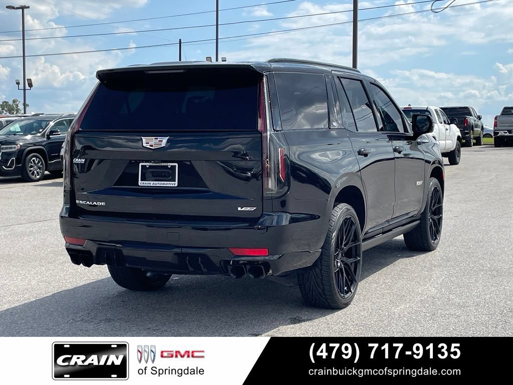 Used 2023 Cadillac Escalade V AWD/4WD image 7