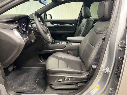 New 2026 Cadillac XT5 Premium Luxury image 12