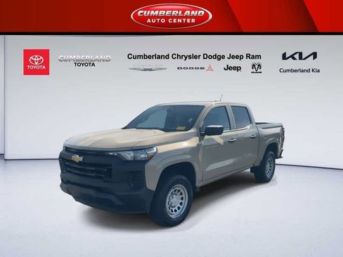 Used 2023 Chevrolet Colorado W/T image 4