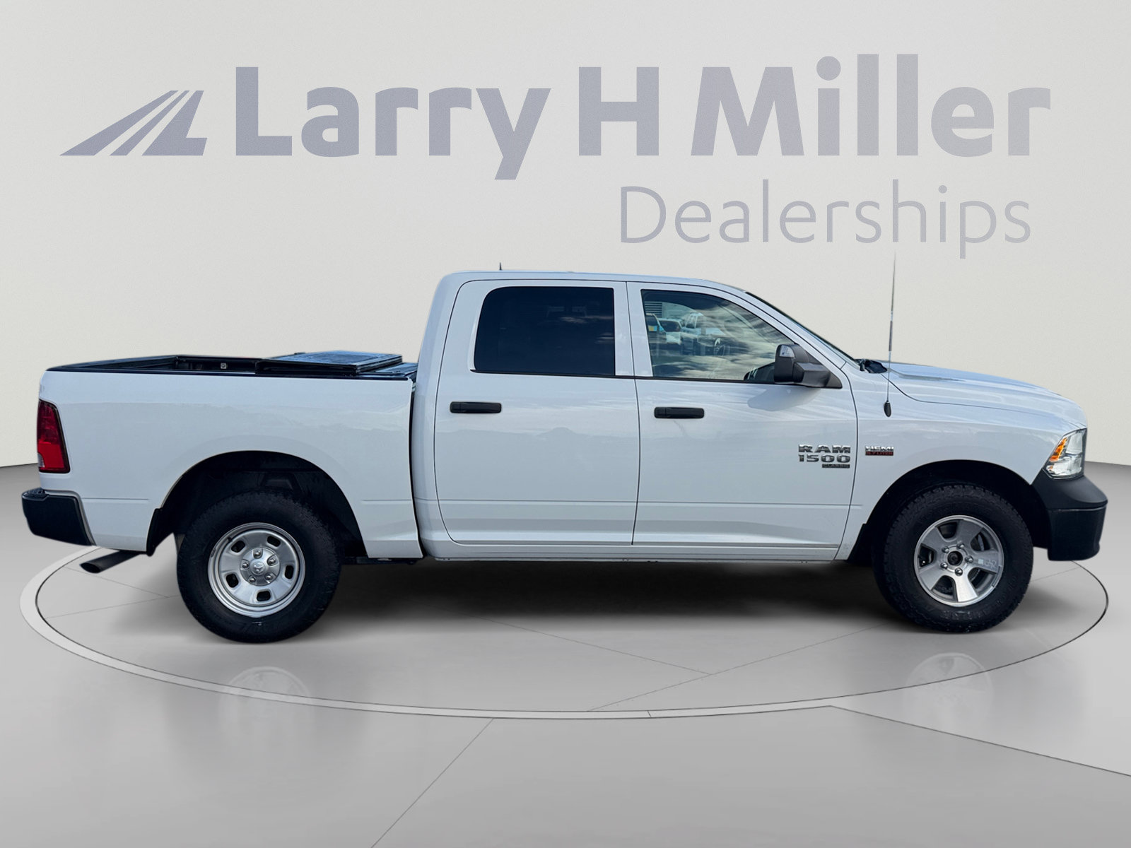 Used 2019 RAM 1500 Tradesman w/ Popular Equipment Group AWD/4WD image 6