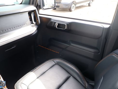Certified 2024 Ford Bronco Badlands AWD/4WD image 24