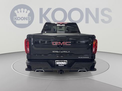 Used 2024 GMC Sierra 1500 Denali w/ Technology Package AWD/4WD image 10