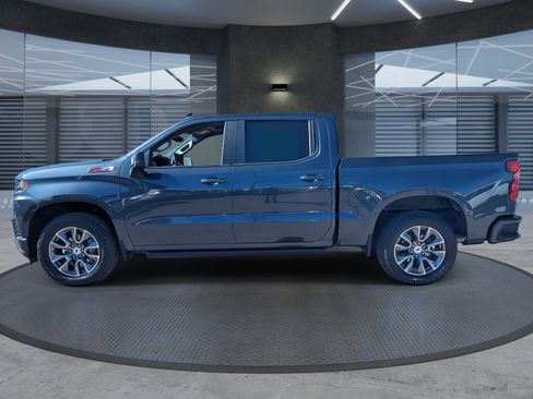 Used 2022 Chevrolet Silverado 1500 RST w/ Z71 Off-Road Package image 3