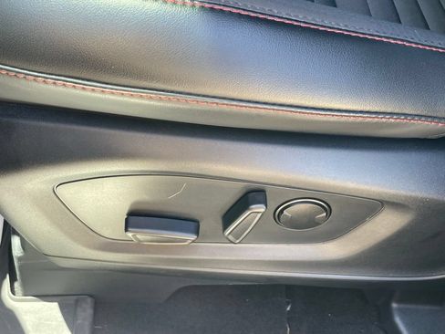 Used 2026 Ford Explorer ST-Line w/ ST-Line Street Pack AWD/4WD image 10