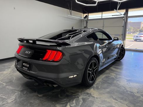 Used 2021 Ford Mustang GT RWD image 5
