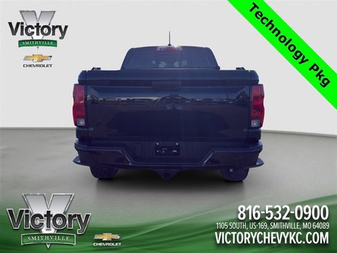 Used 2023 Chevrolet Colorado Trail Boss w/ Technology Package image 5