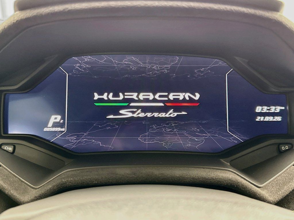 Used 2024 Lamborghini Huracan Sterrato AWD/4WD image 30
