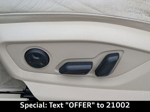 Used 2017 Audi Q7 3.0T Premium Plus image 24