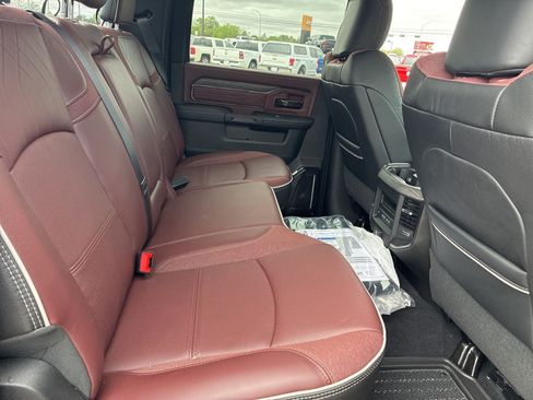 New 2026 RAM 2500 Limited AWD/4WD image 25