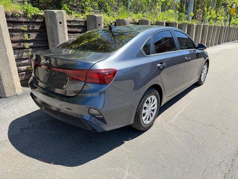 Used 2023 Kia Forte LX FWD image 9