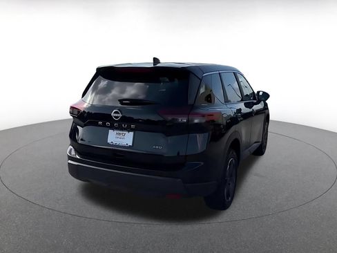 Used 2025 Nissan Rogue SV AWD/4WD image 14