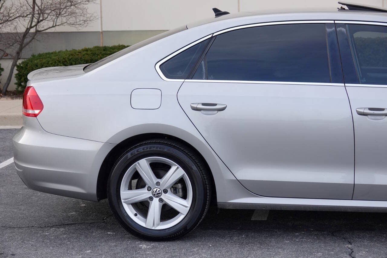 Used 2012 Volkswagen Passat TDI SE FWD image 24