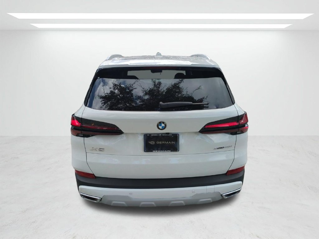 New 2026 BMW X5 sDrive40i w/ Parking Assistance Package RWD image 5