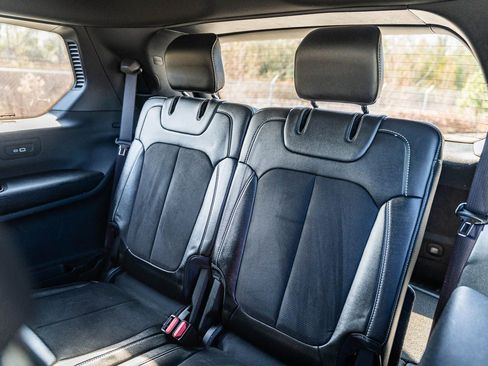 Used 2023 Jeep Grand Cherokee L Laredo image 19