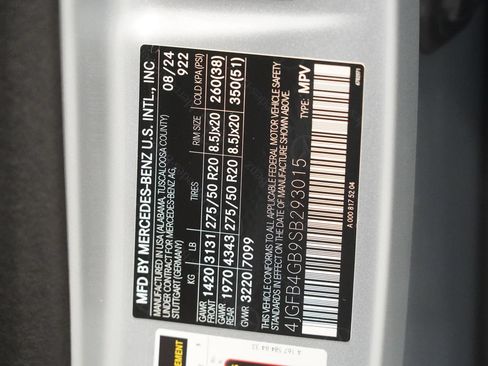 Certified 2025 Mercedes-Benz GLE 450e 4MATIC image 32