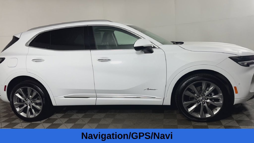 Used 2022 Buick Envision Avenir w/ Technology Package II AWD/4WD image 3