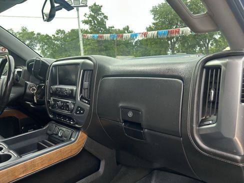 Used 2017 Chevrolet Silverado 1500 LTZ w/ LTZ Plus Package AWD/4WD image 30