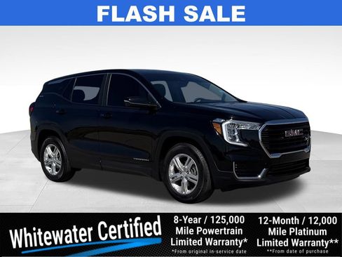 Used 2024 GMC Terrain SLE FWD image 1