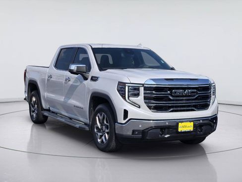 Used 2024 GMC Sierra 1500 SLT RWD image 3