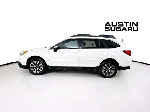 Used 2017 Subaru Outback 3.6R Limited AWD/4WD image 4