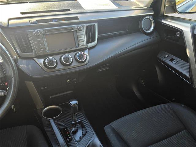 Used 2014 Toyota RAV4 LE AWD/4WD image 18