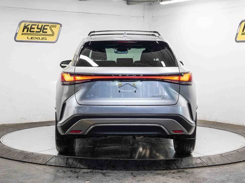 Used 2023 Lexus RX 350 w/ Cold Area Package AWD/4WD image 3