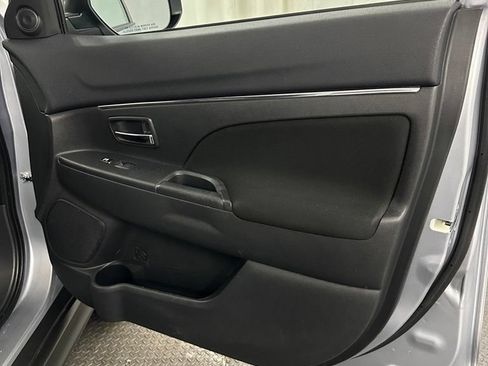 Used 2016 Mitsubishi Outlander Sport ES FWD image 28