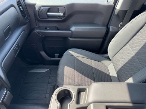 Used 2020 Chevrolet Silverado 1500 Custom w/ Custom Value Package image 13