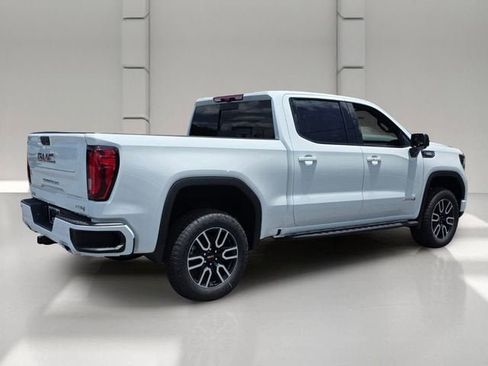 Used 2026 GMC Sierra 1500 AT4 w/ AT4 Premium Package AWD/4WD image 5