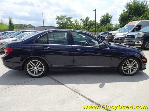 Used 2012 Mercedes-Benz C 300 4MATIC Sedan image 5