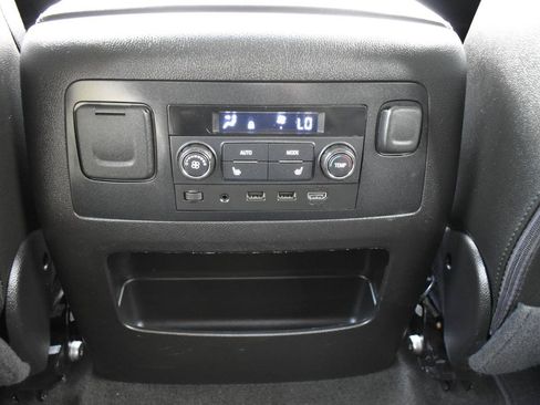 Used 2017 Chevrolet Tahoe Premier RWD image 41