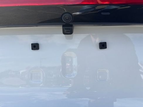 New 2026 Chrysler Pacifica Select image 5