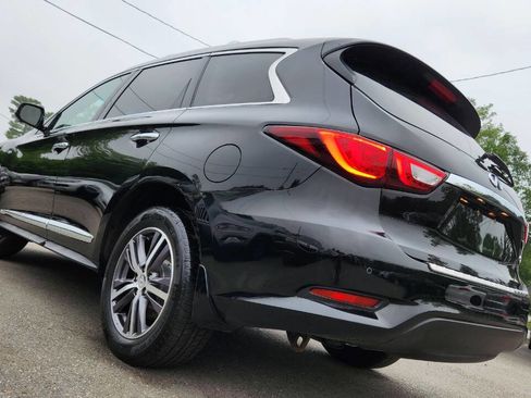 Used 2016 INFINITI QX60 AWD w/ Premium Plus Package image 3