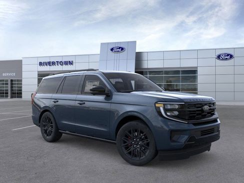New 2025 Ford Expedition Platinum w/ Stealth Performance Package image 34