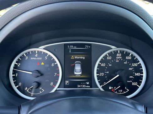 Used 2018 Nissan Sentra S image 6