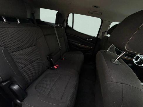 Used 2019 GMC Acadia SLE image 23