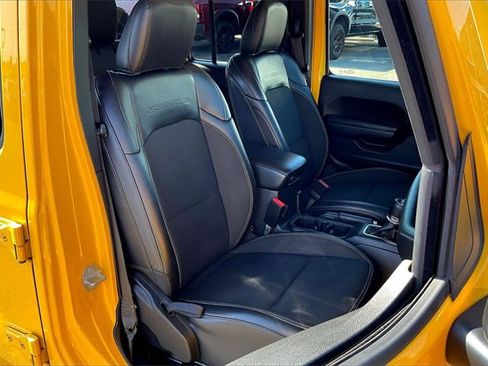 Used 2021 Jeep Wrangler Unlimited Freedom Edition image 8
