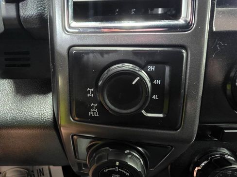 Used 2016 Ford F150 XLT w/ Equipment Group 302A Luxury AWD/4WD image 39