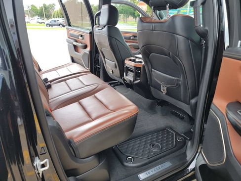 Used 2022 RAM 1500 Limited AWD/4WD image 15