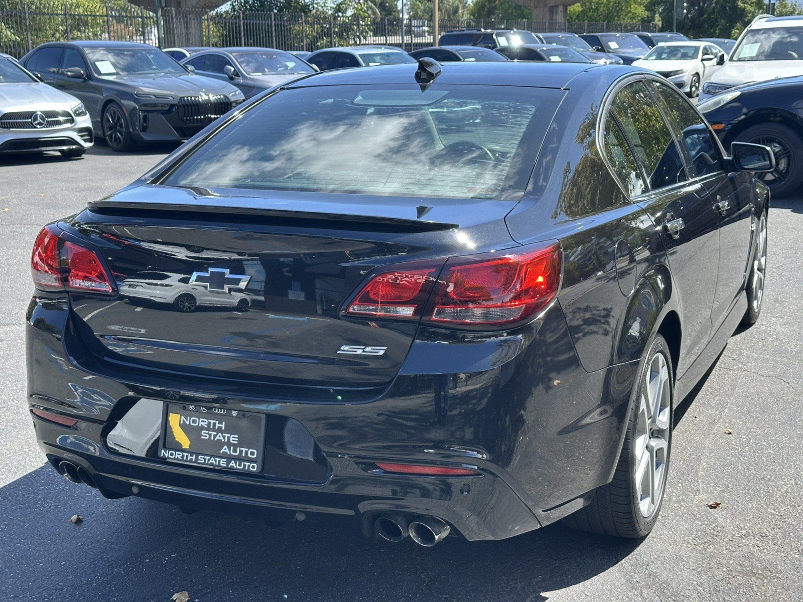 Used 2017 Chevrolet SS RWD image 9