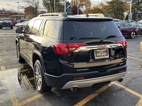 Used 2017 GMC Acadia SLE image 14
