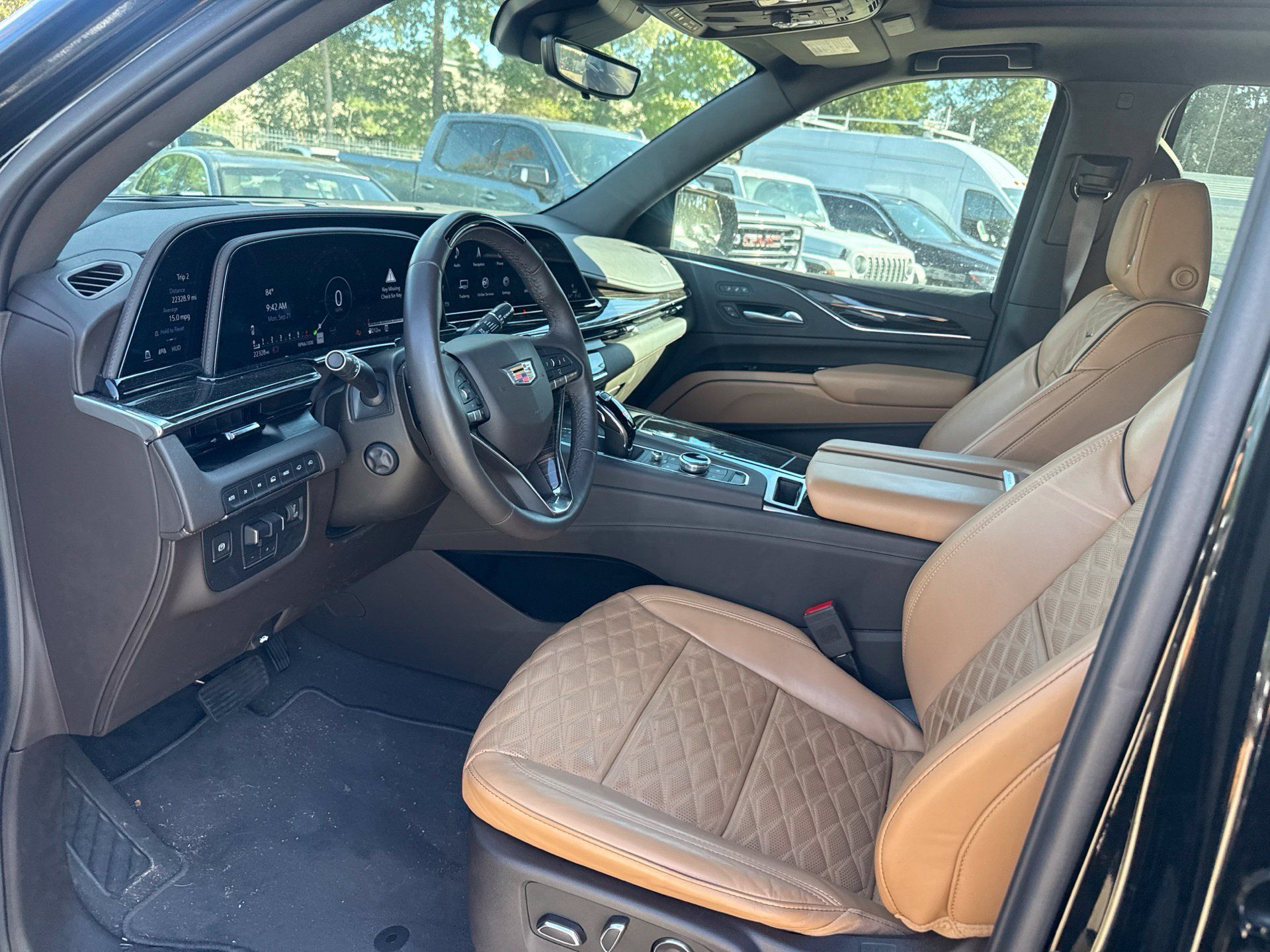 Used 2024 Cadillac Escalade Sport w/ LPO, ONYX Package AWD/4WD image 9