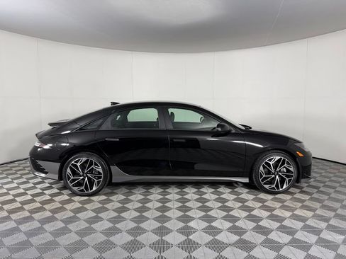 Used 2023 Hyundai Ioniq 6 SEL RWD image 6